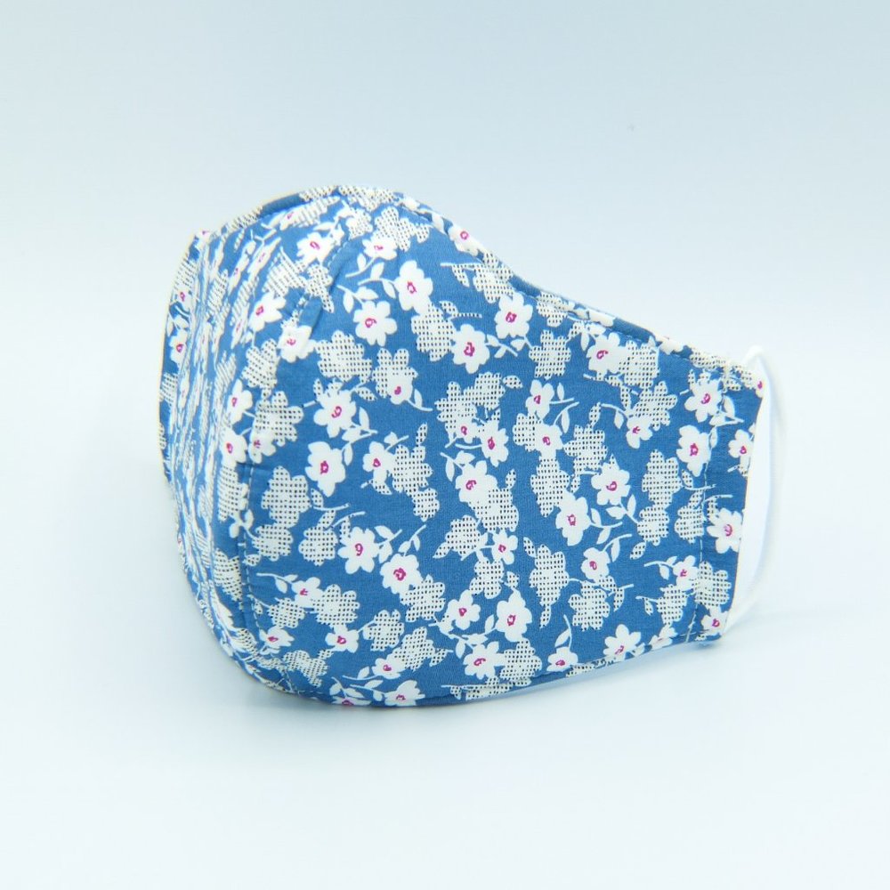 NEW Triple Layer Floral 3D Face Mask-Bright Blur - Picture 5 of 8